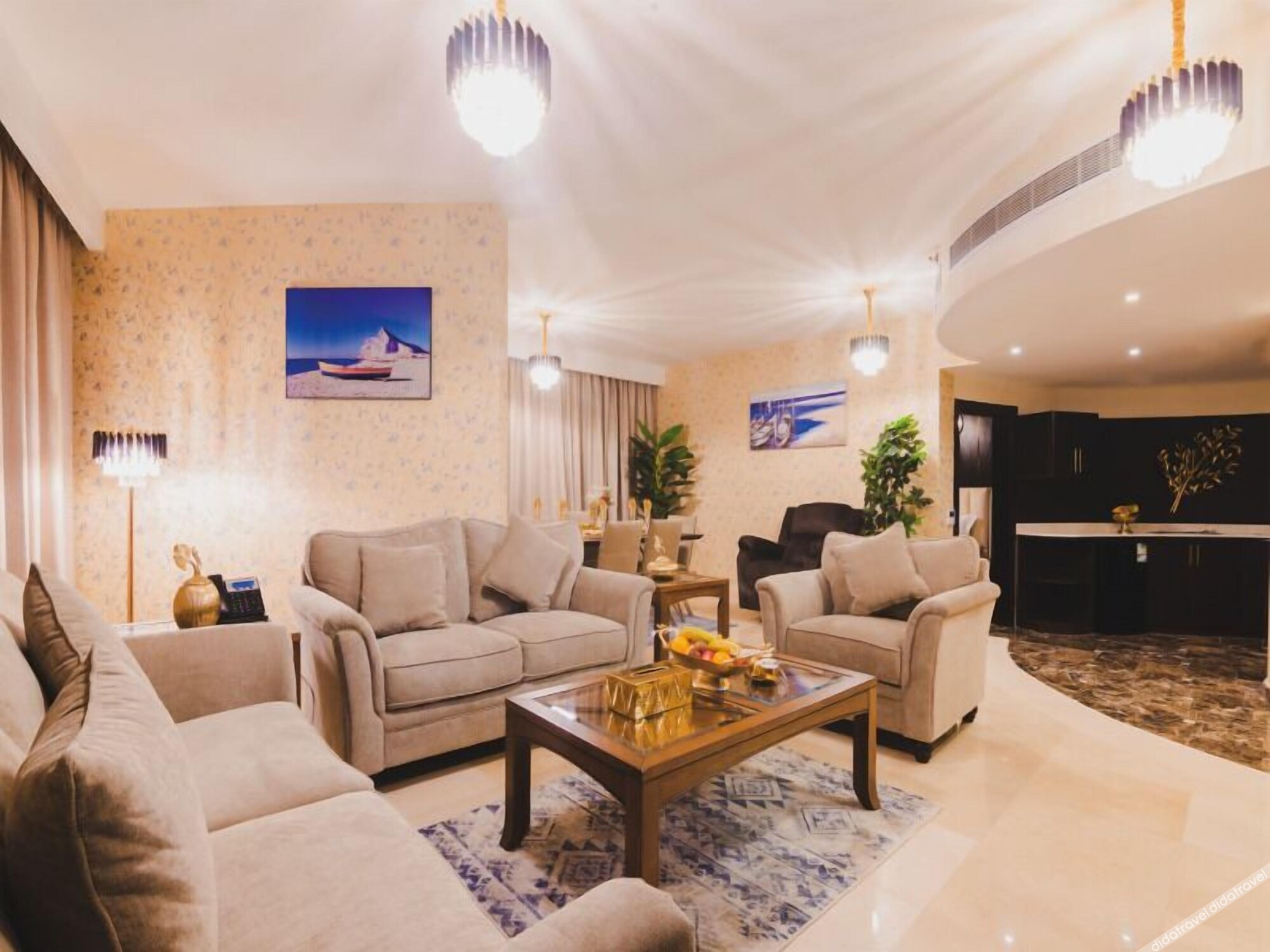 Golden Ship Hotel 4*