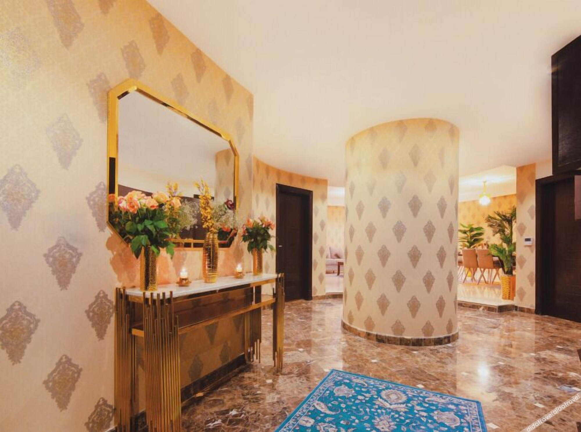 Golden Ship Hotel 4*