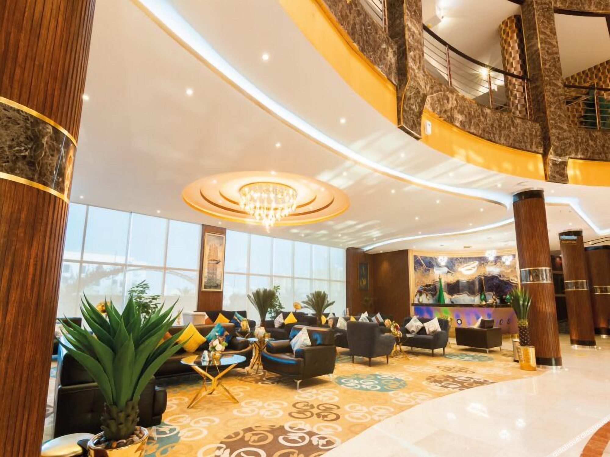 Golden Ship Hotel 4*
