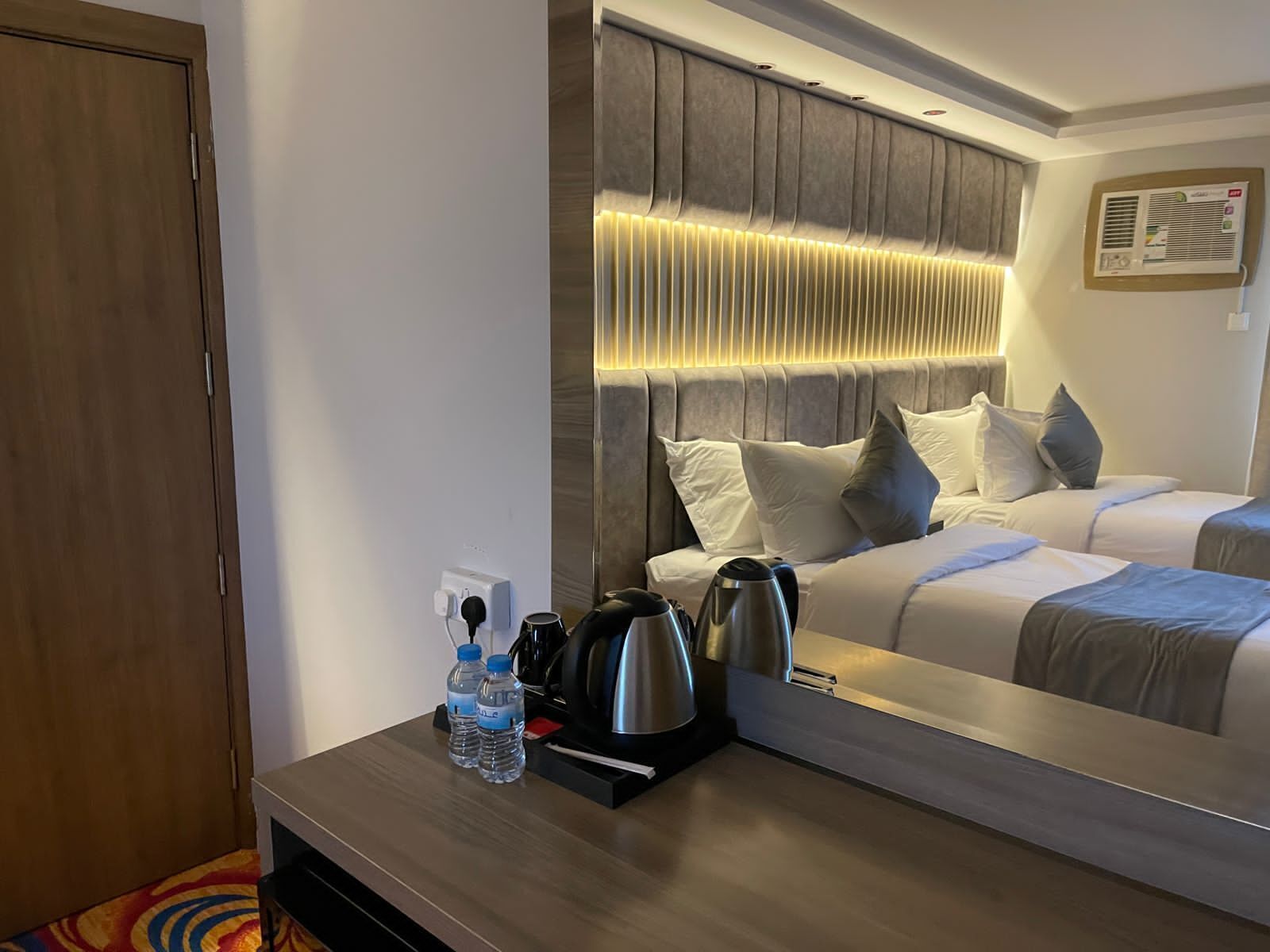 Sweet Land Hotel 0*