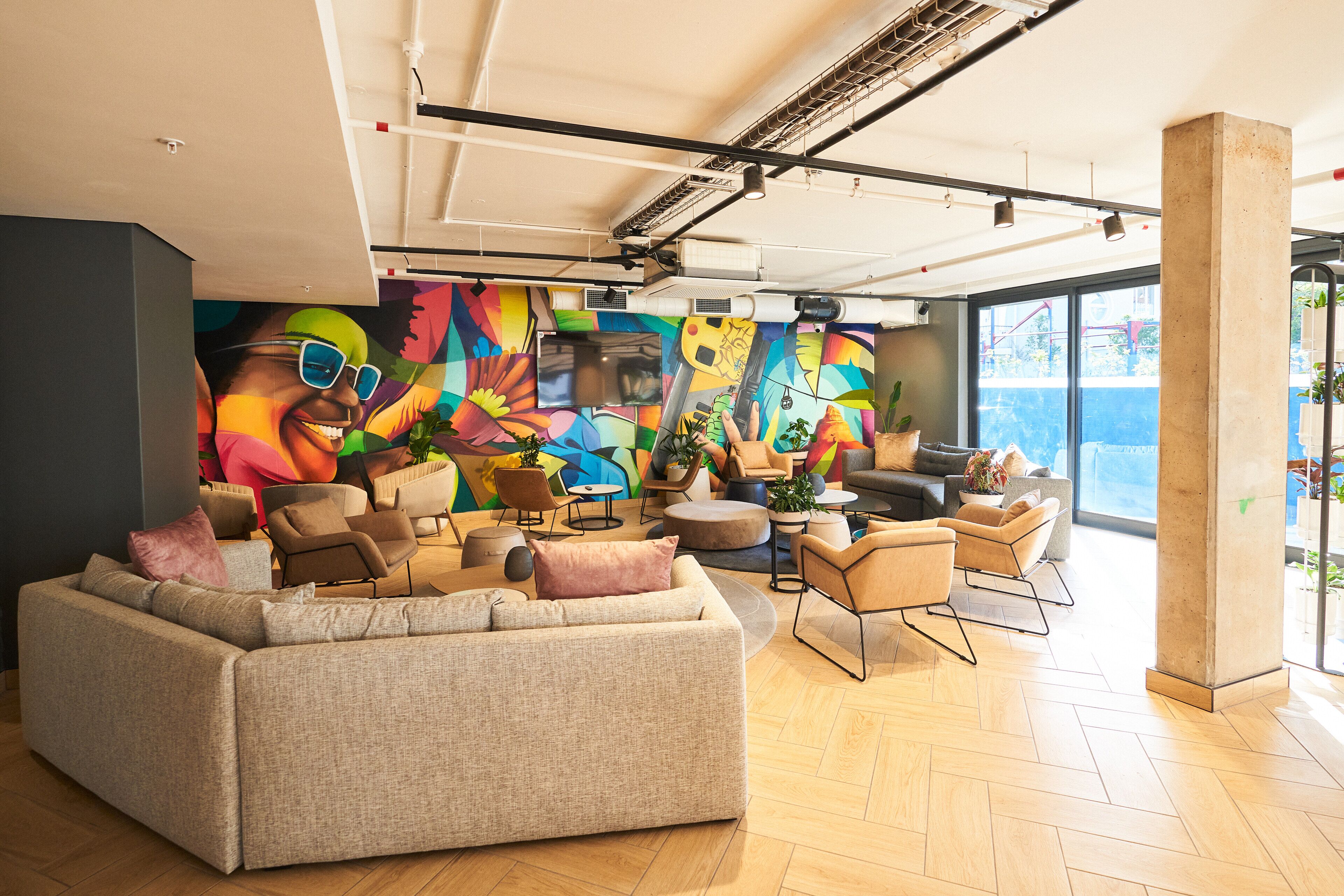 Home Suite Hotels Station House 4*