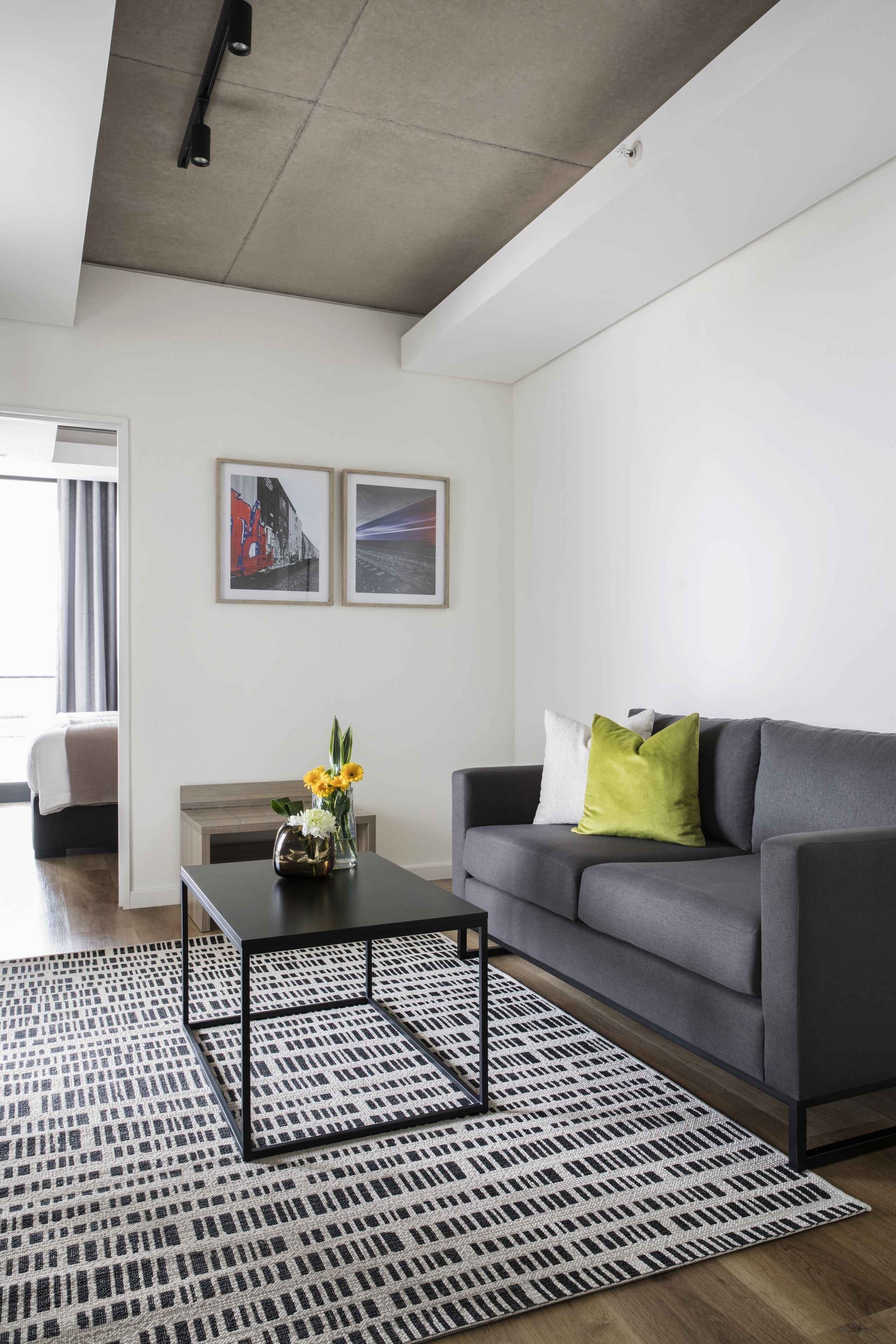 Home Suite Hotels Station House 4*