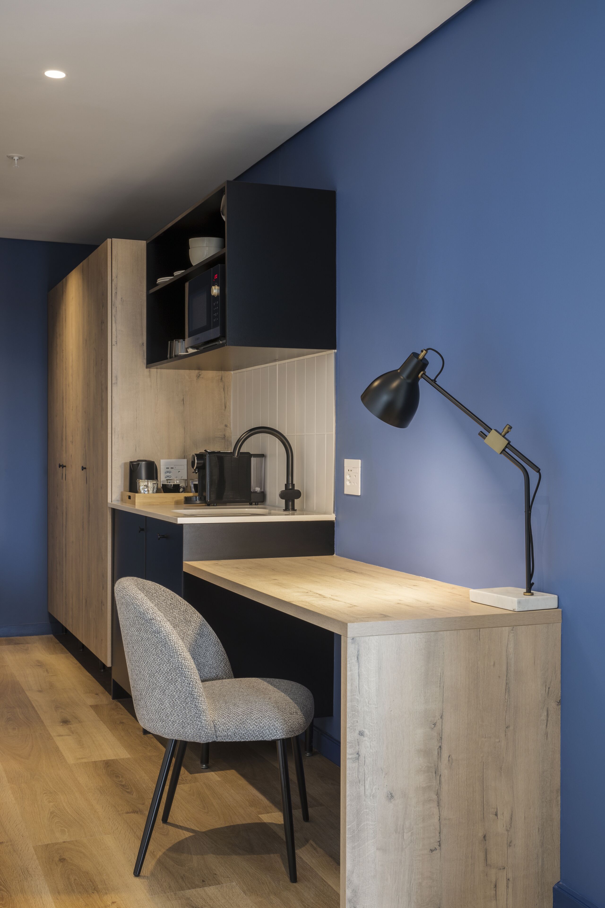 Home Suite Hotels Station House 4*