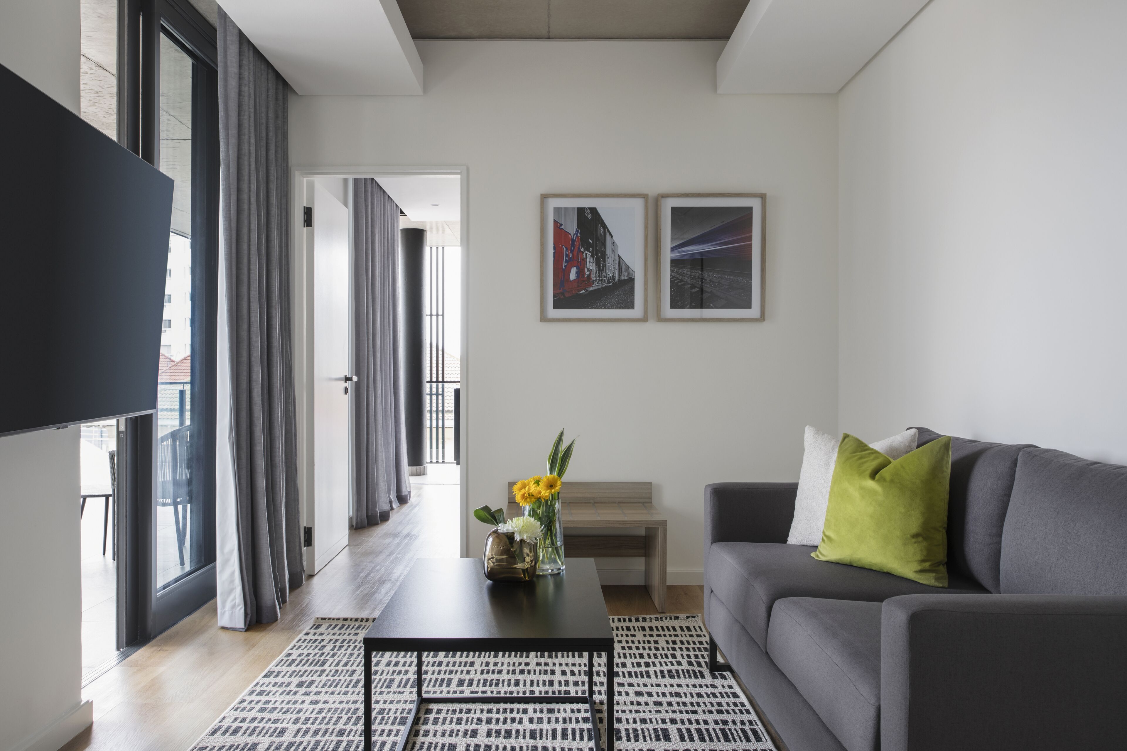 Home Suite Hotels Station House 4*