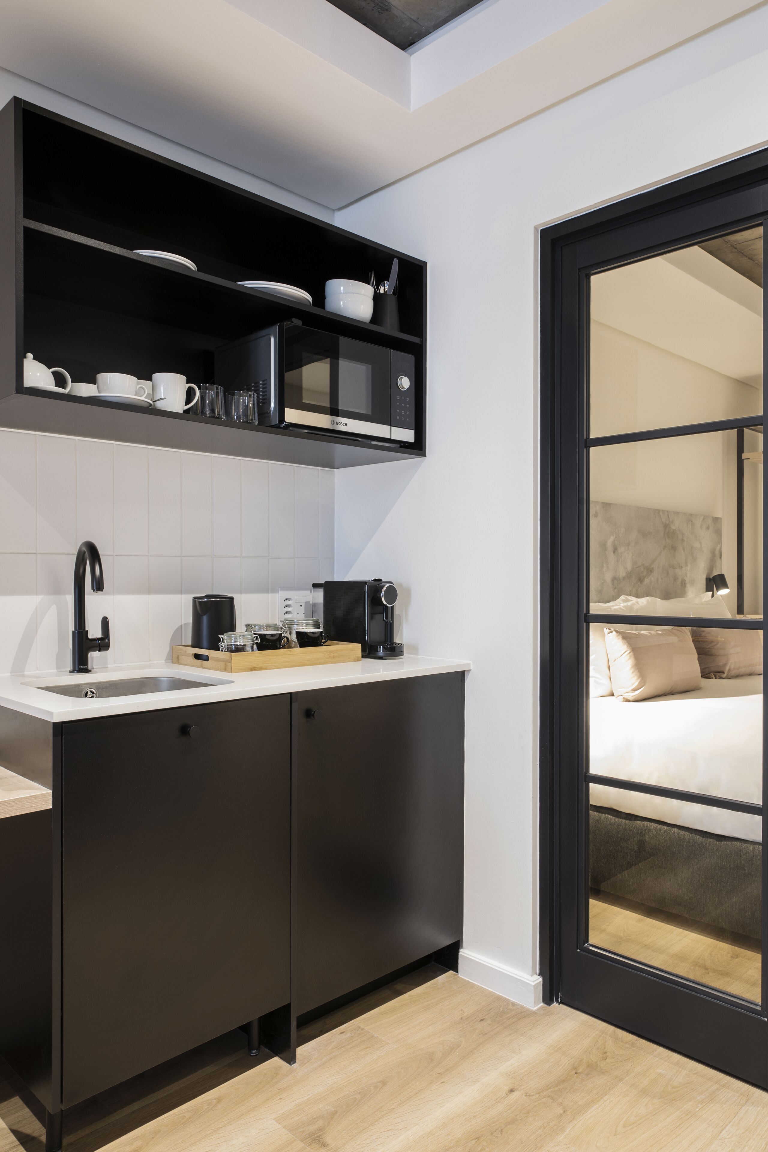 Home Suite Hotels Station House 4*