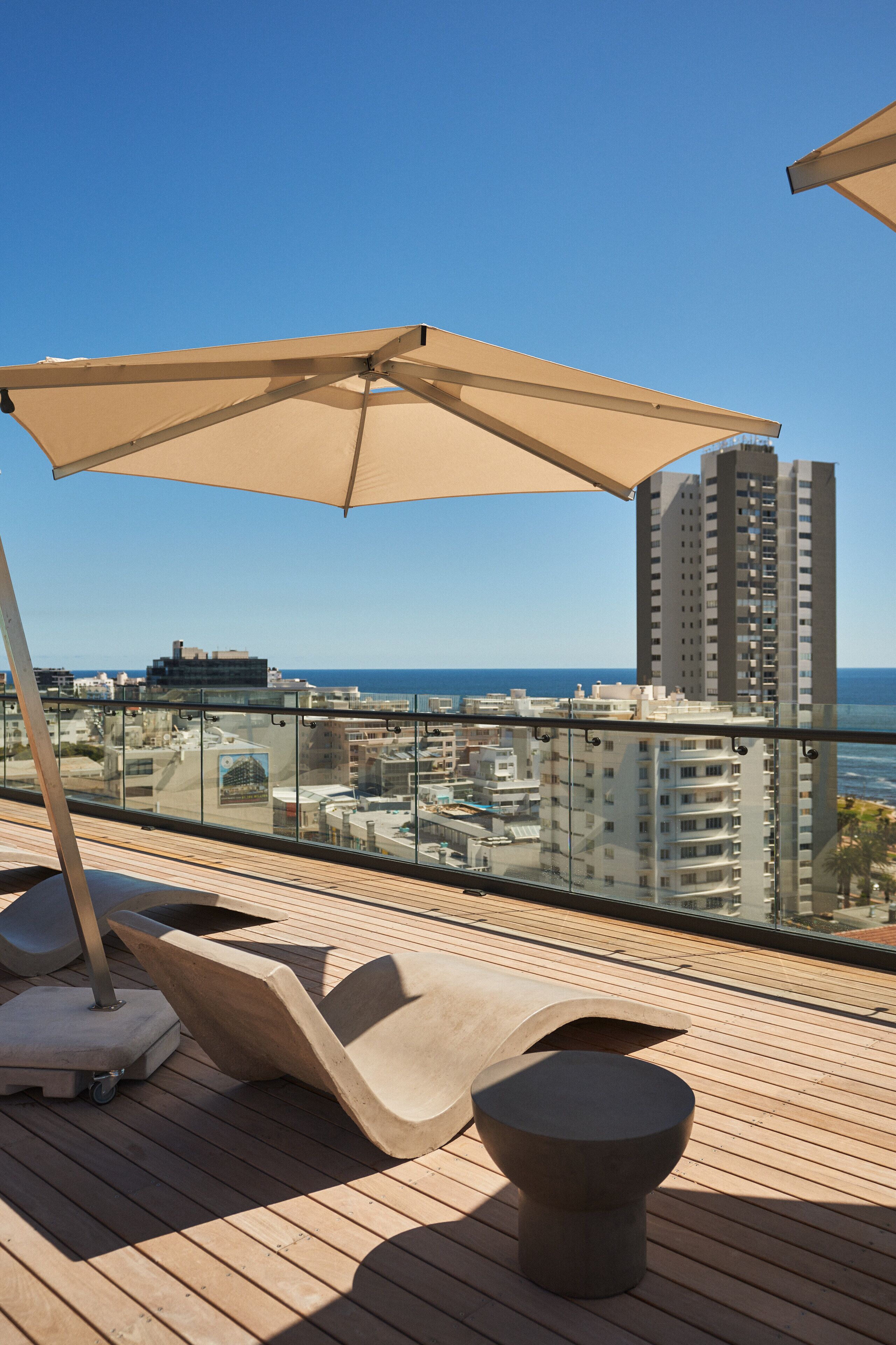 Home Suite Hotels Station House 4*