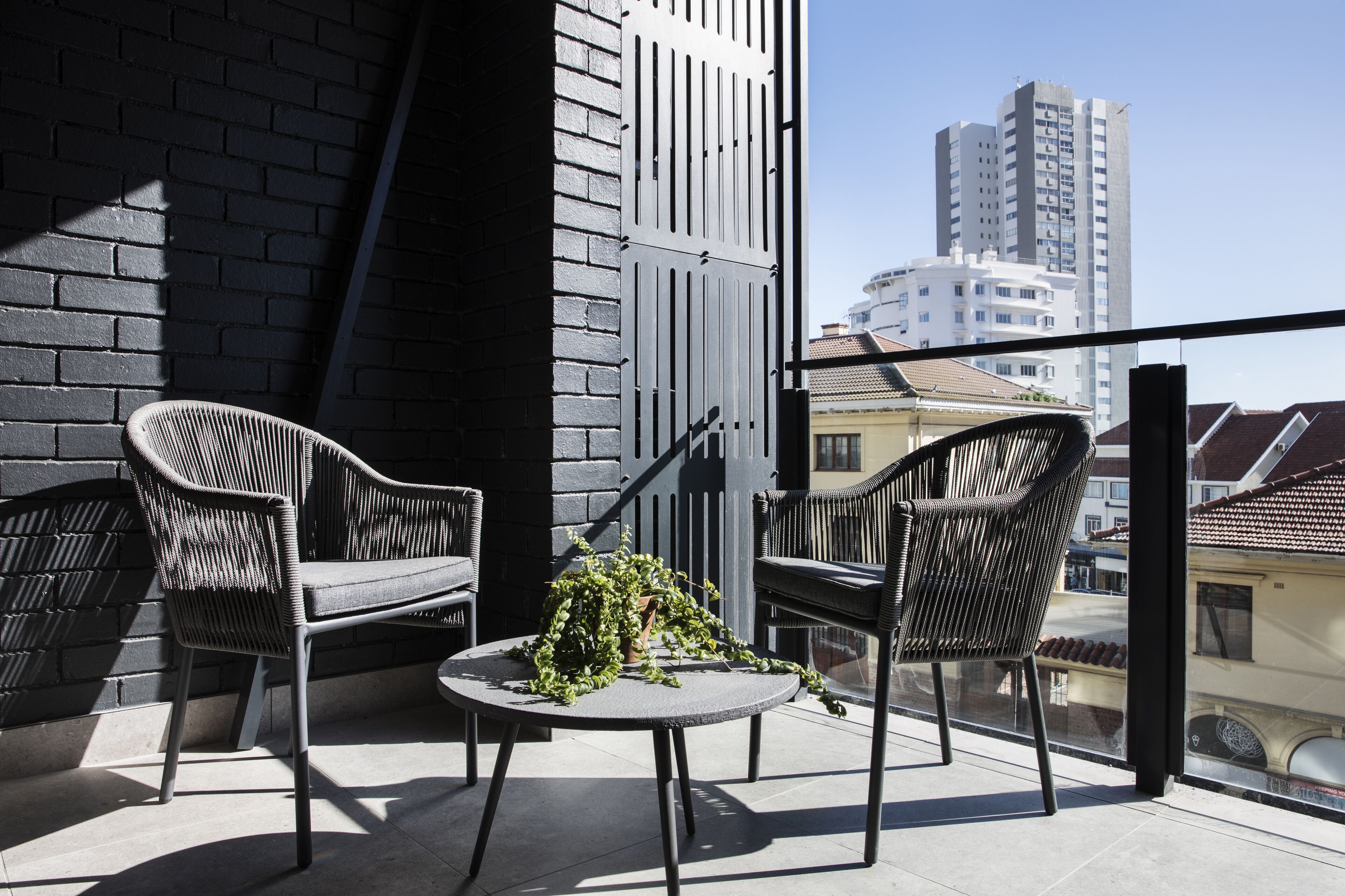 Home Suite Hotels Station House 4*