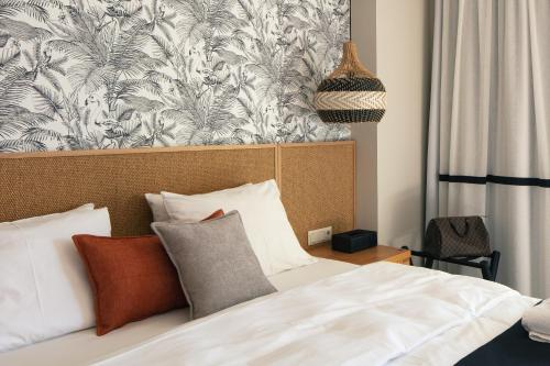 Chapter 02 Gallery Suites 3*