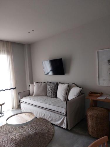 Chapter 02 Gallery Suites 3*