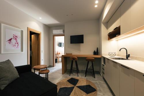 Chapter 02 Gallery Suites 3*