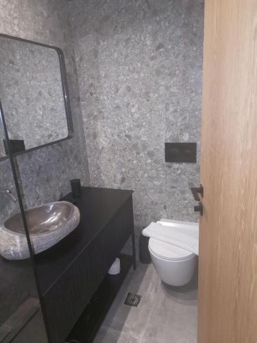 Chapter 02 Gallery Suites 3*