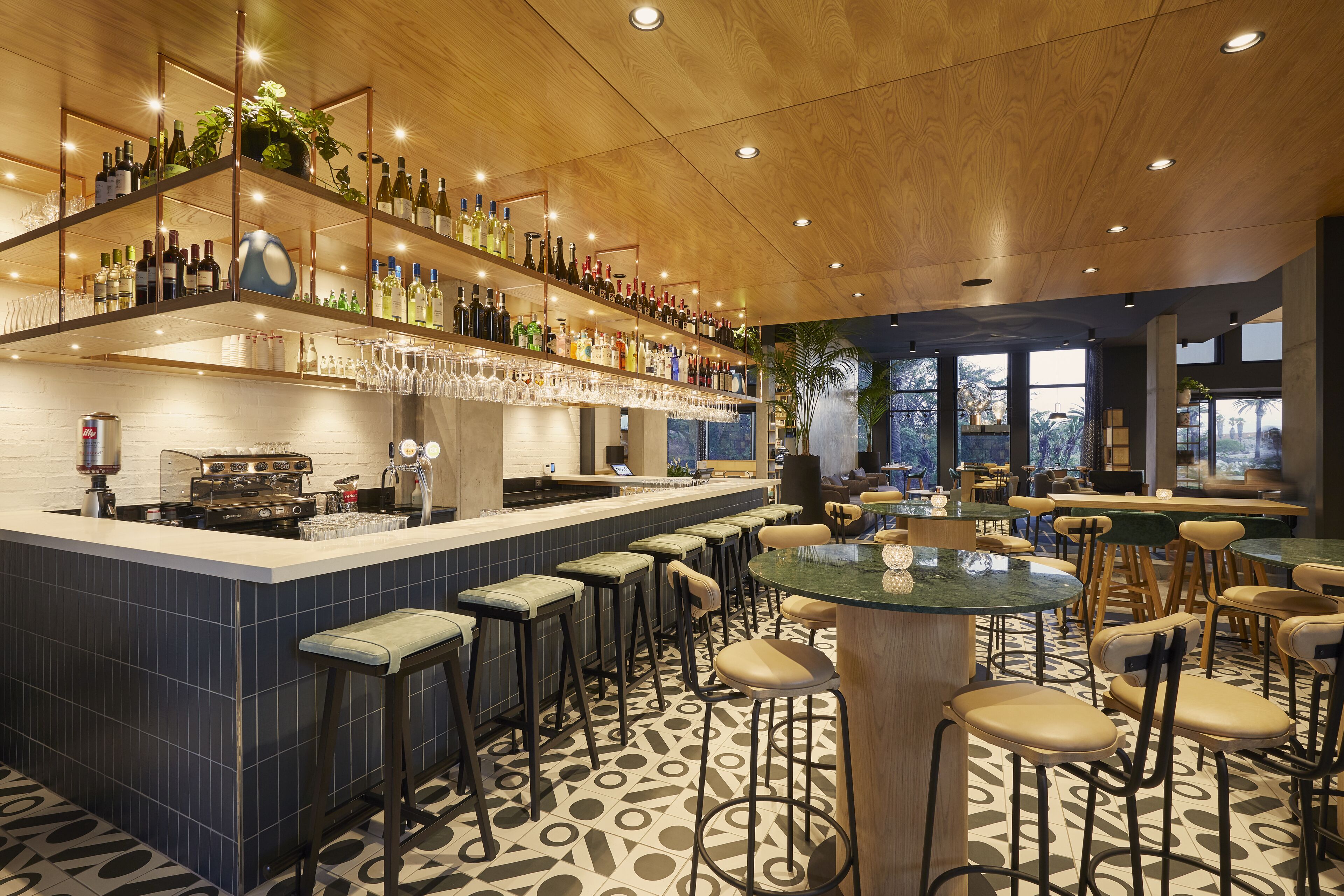 Century City Hotel Bridgewater 4*