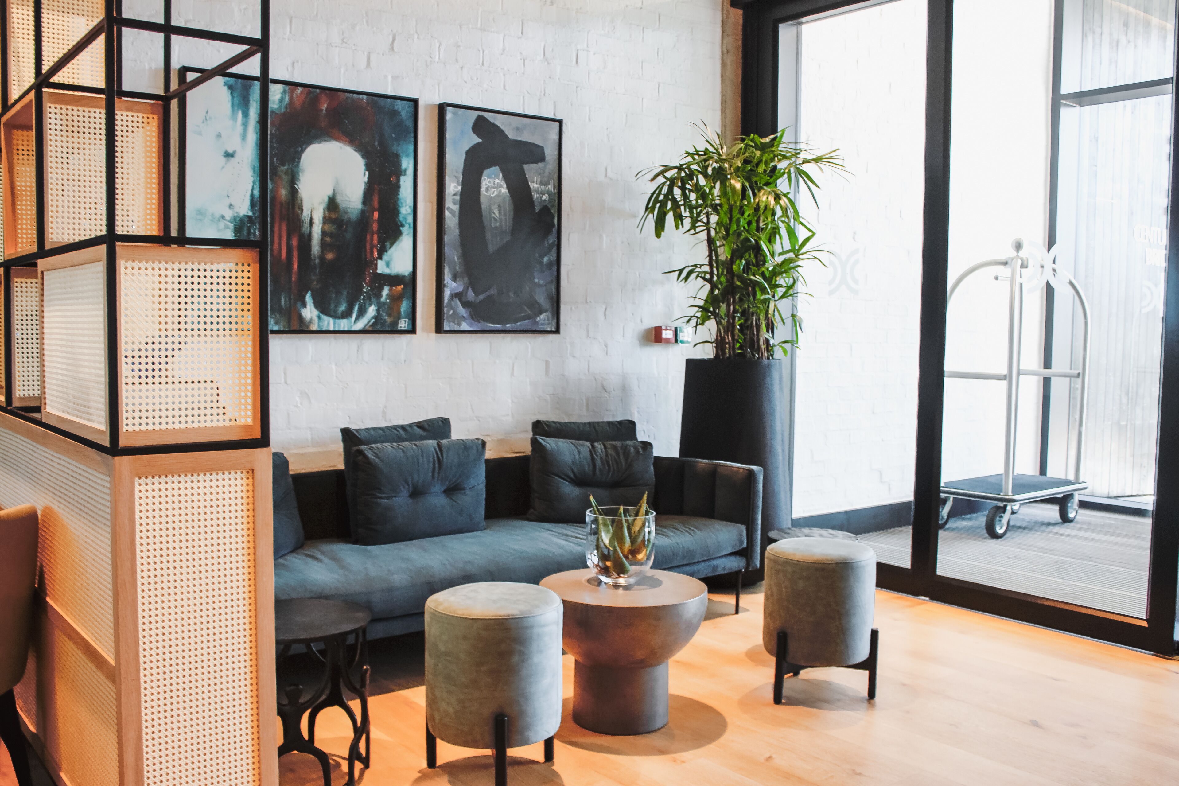Century City Hotel Bridgewater 4*