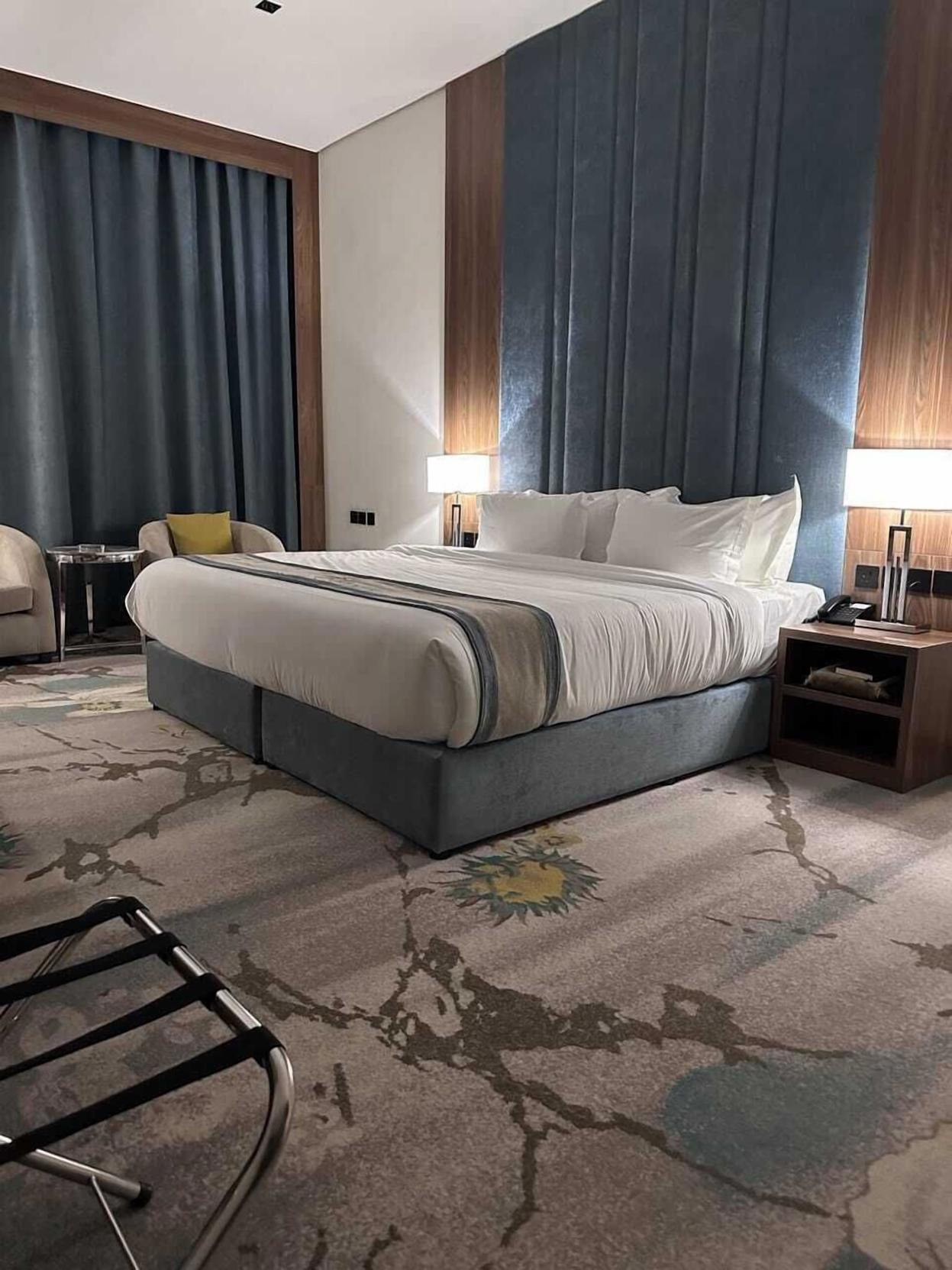 Rosa Grand Hotel Monsieh 0*