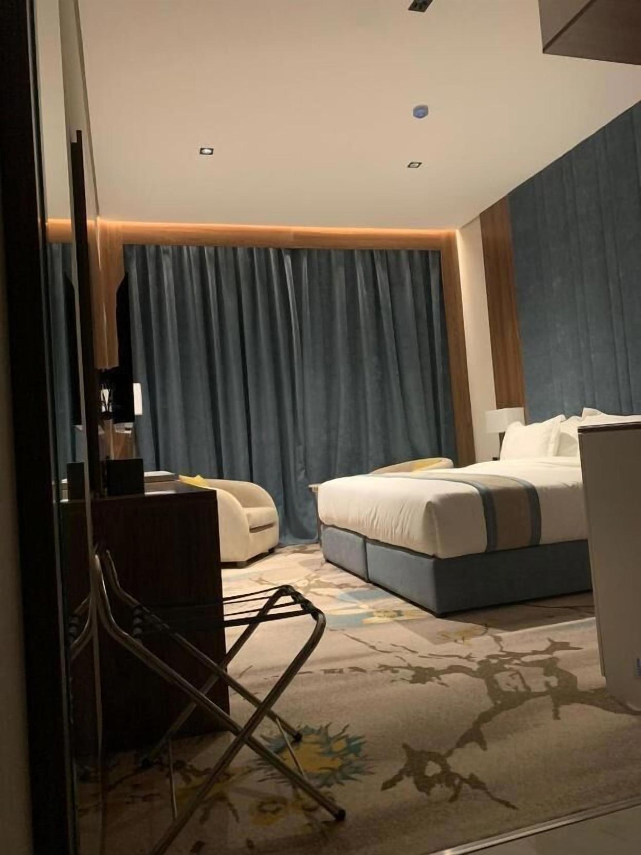 Rosa Grand Hotel Monsieh 0*