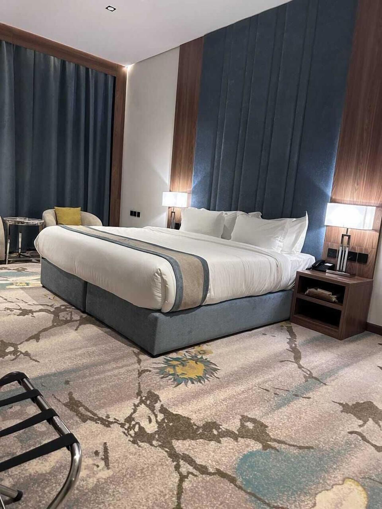 Rosa Grand Hotel Monsieh 0*