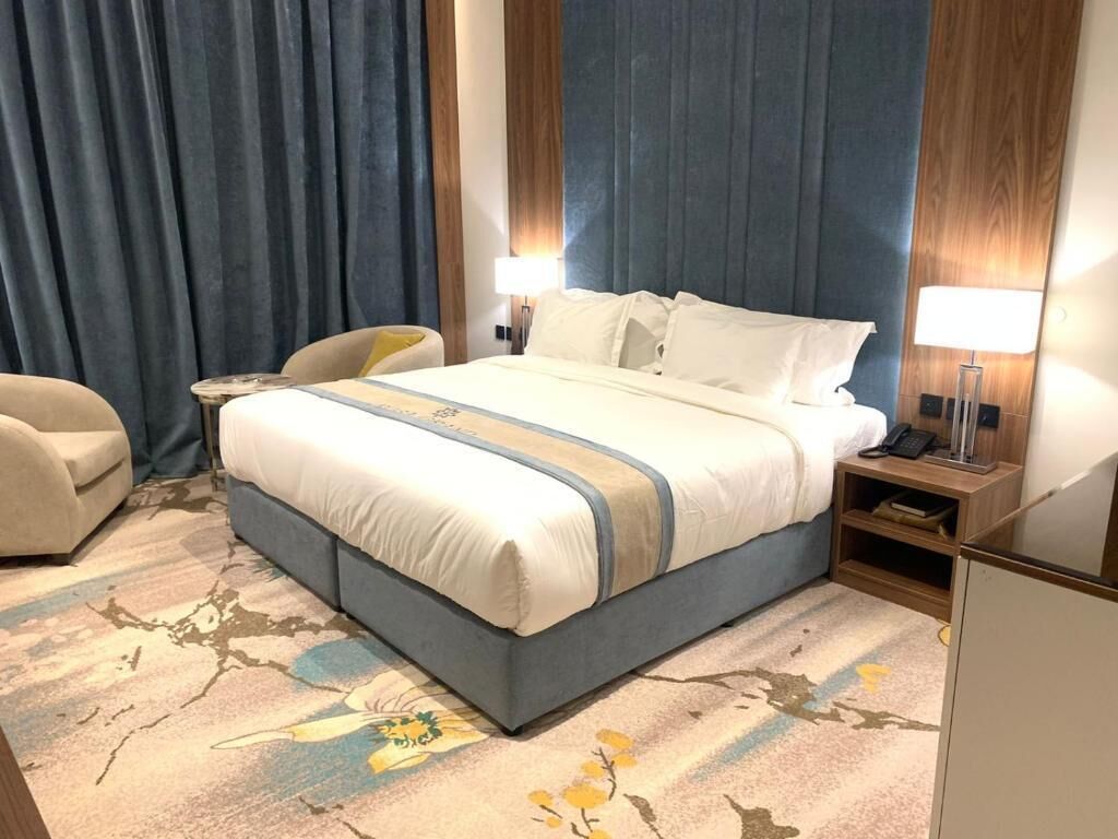 Rosa Grand Hotel Monsieh 0*