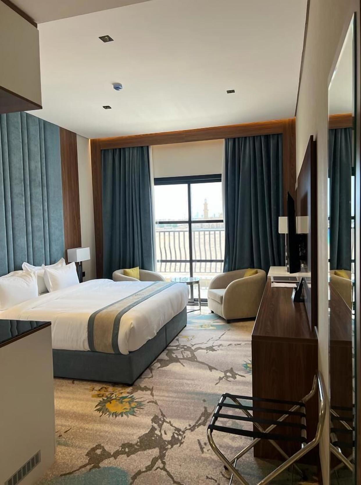 Rosa Grand Hotel Monsieh 0*