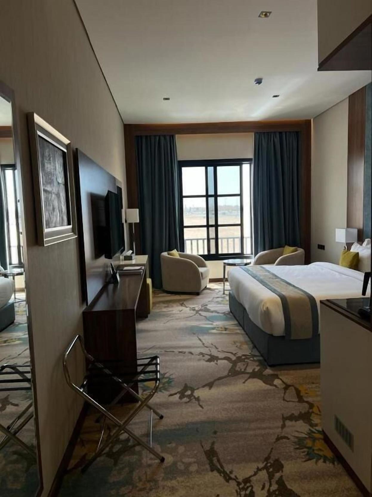 Rosa Grand Hotel Monsieh 0*