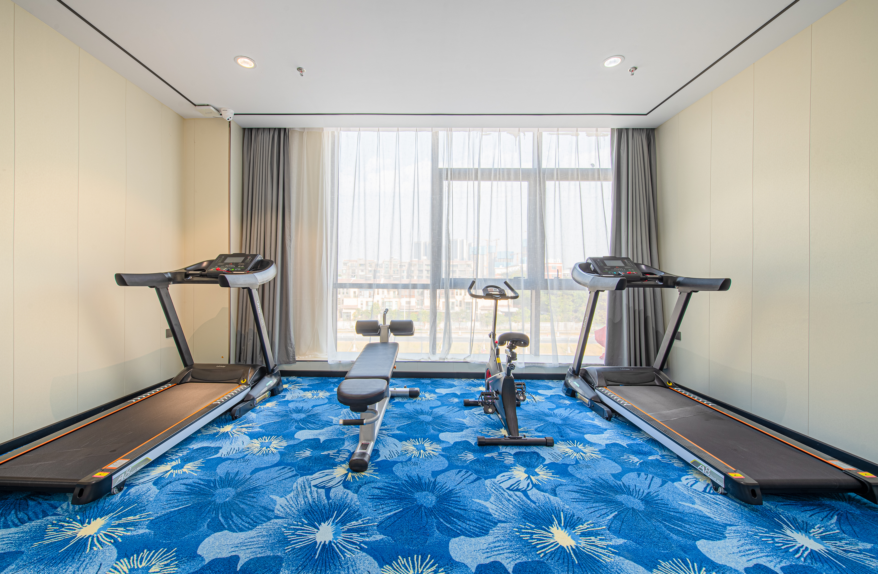 Baicheng Garden Hotel Zhuhai 2*