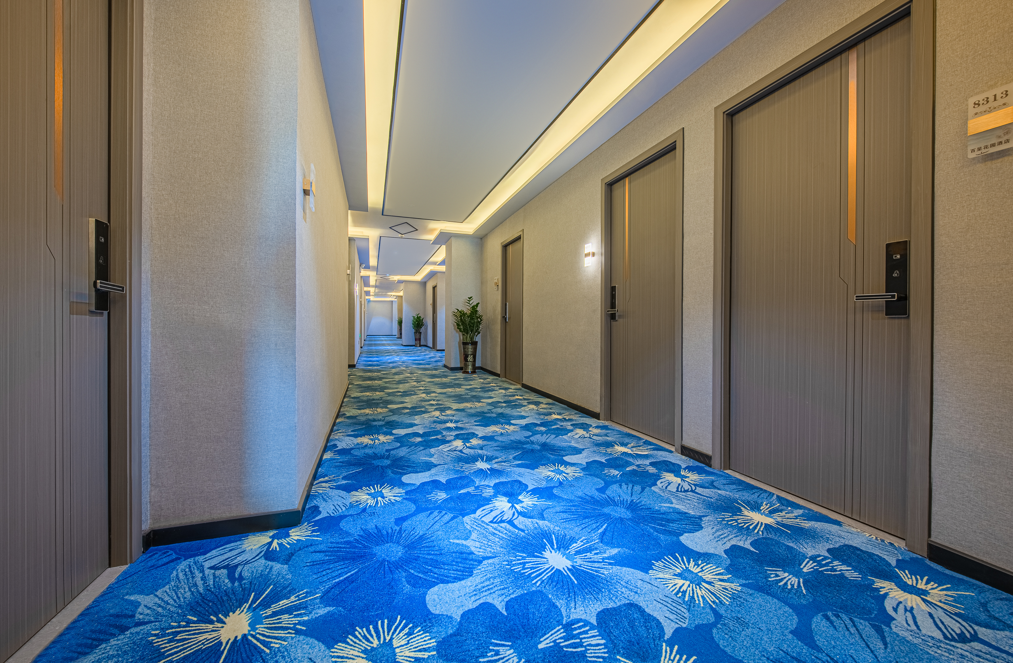 Baicheng Garden Hotel Zhuhai 2*
