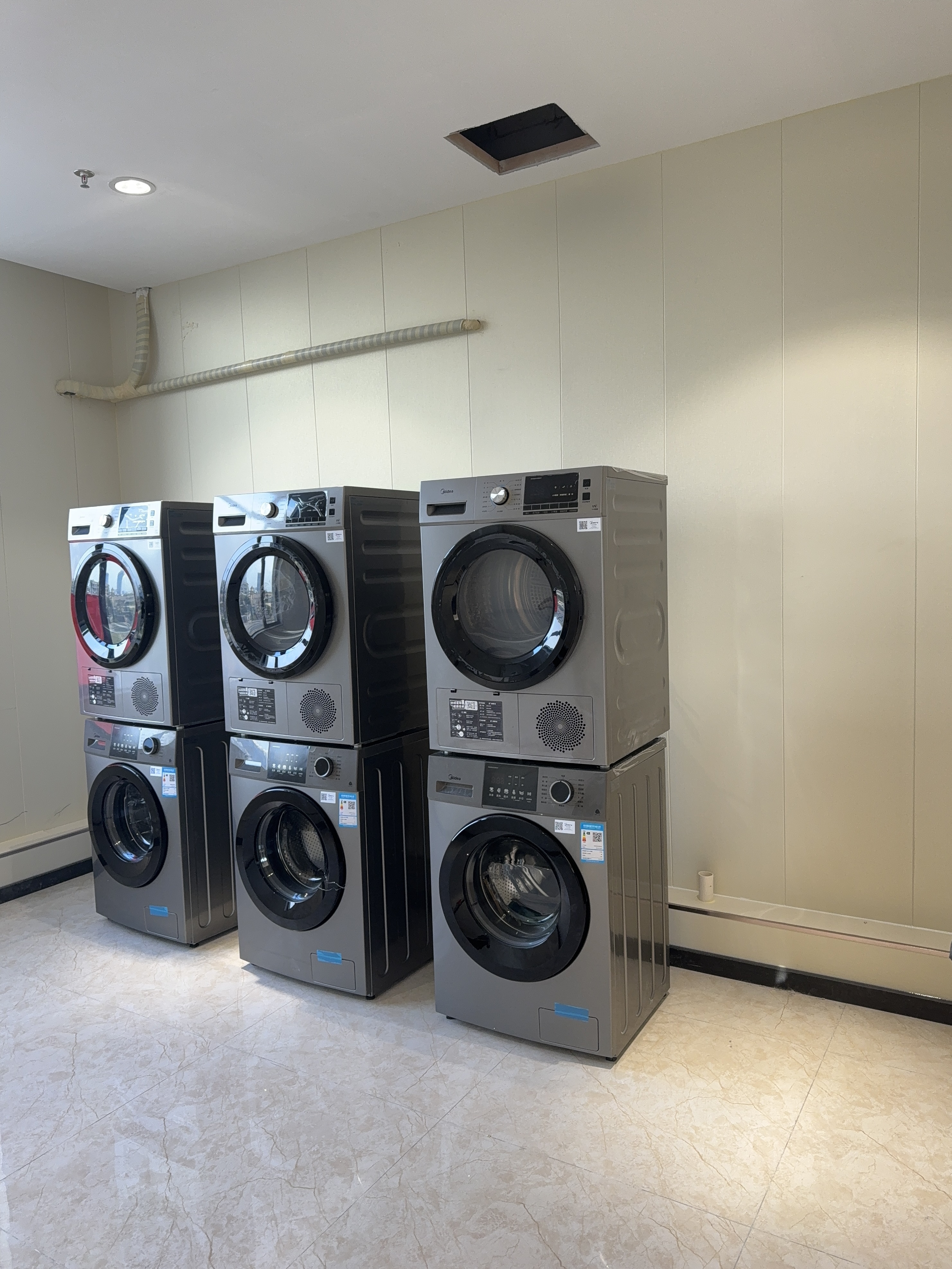 Baicheng Garden Hotel Zhuhai 2*