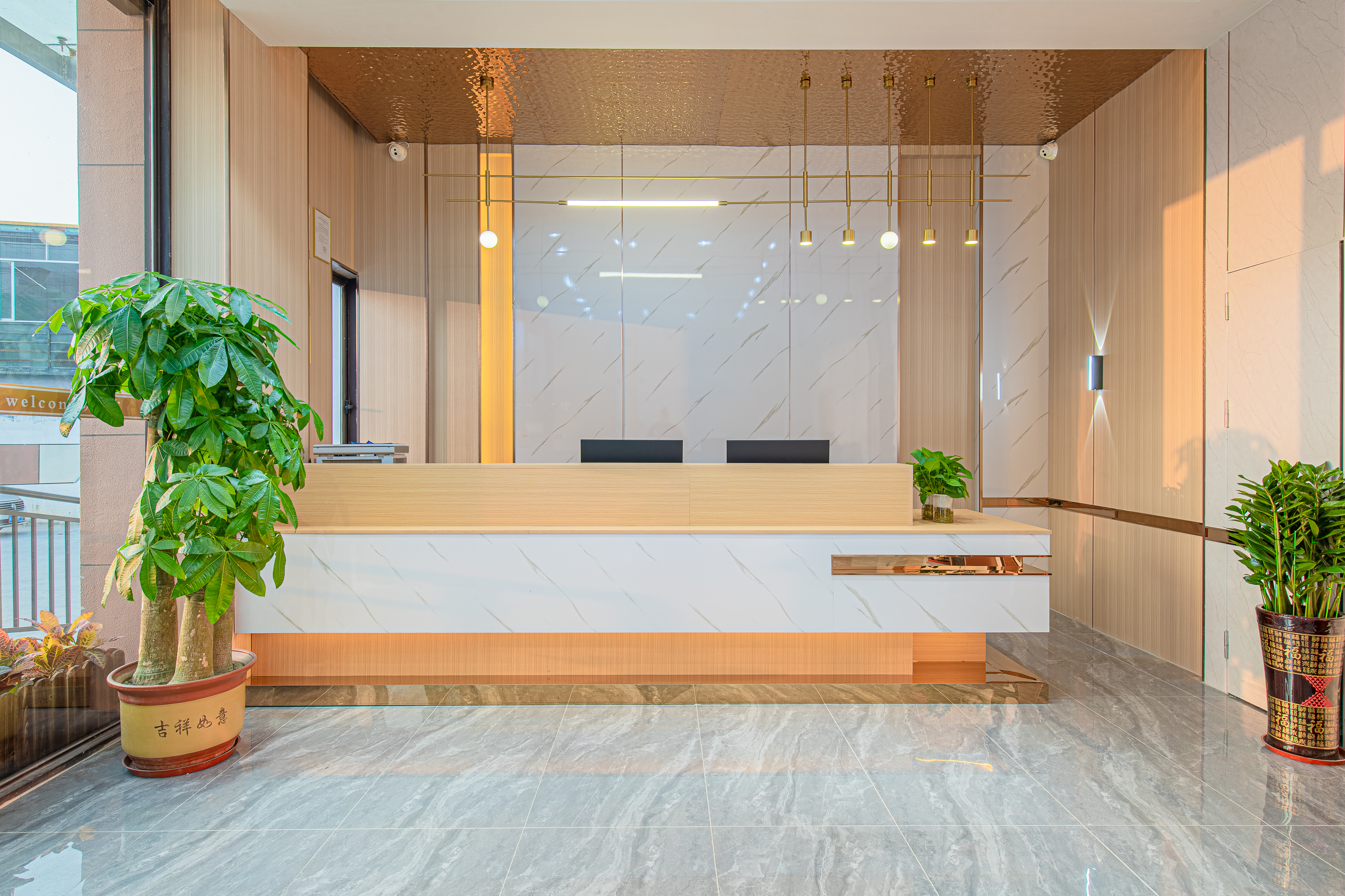 Baicheng Garden Hotel Zhuhai 2*