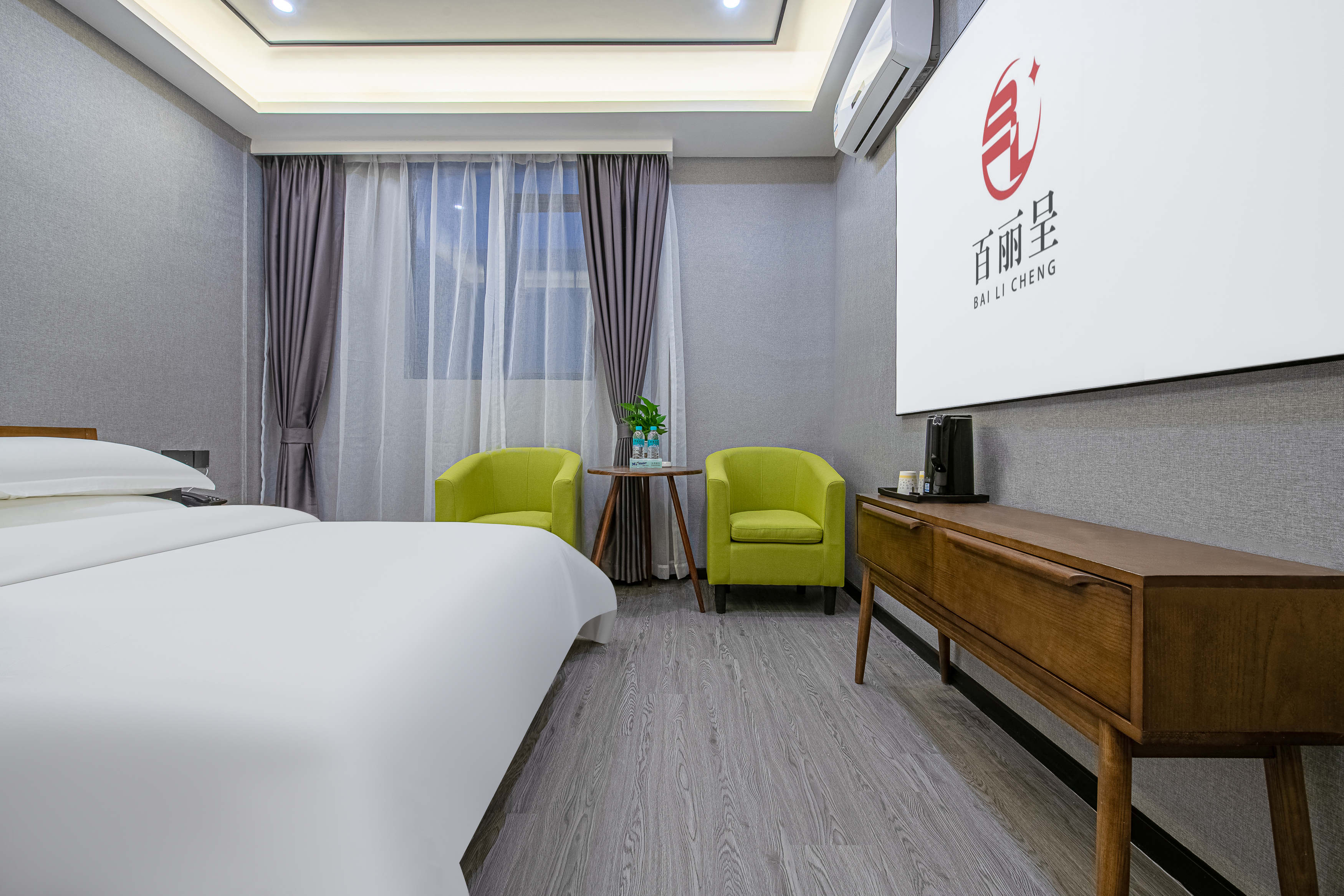 Baicheng Garden Hotel Zhuhai 2*