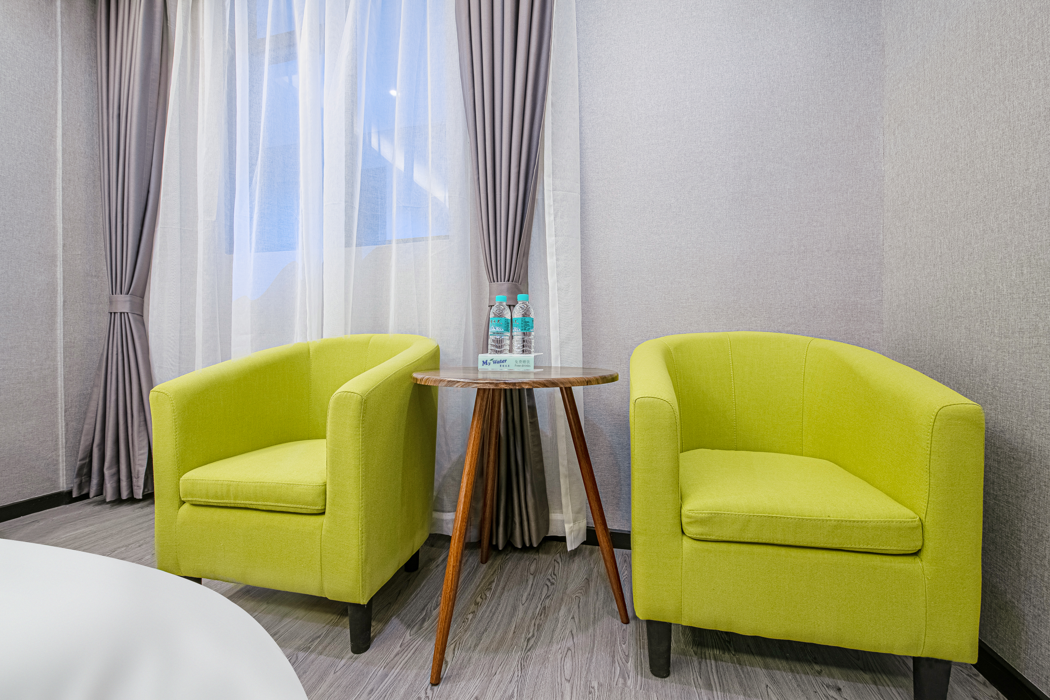 Baicheng Garden Hotel Zhuhai 2*