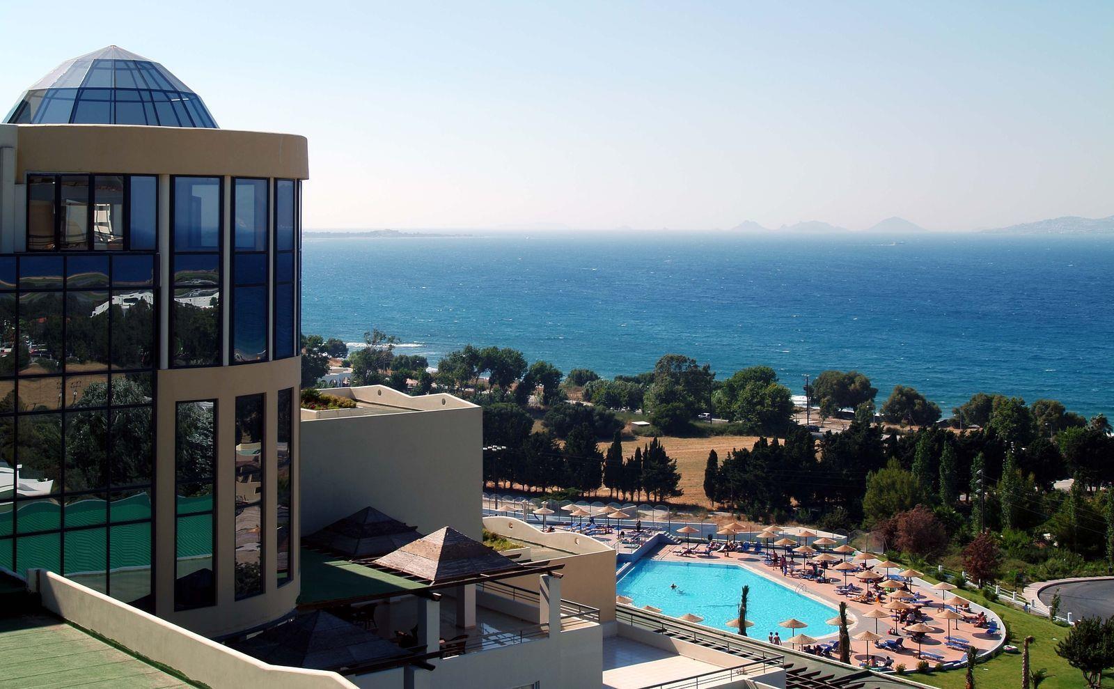 Kipriotis Panorama Hotel & Suites 5*