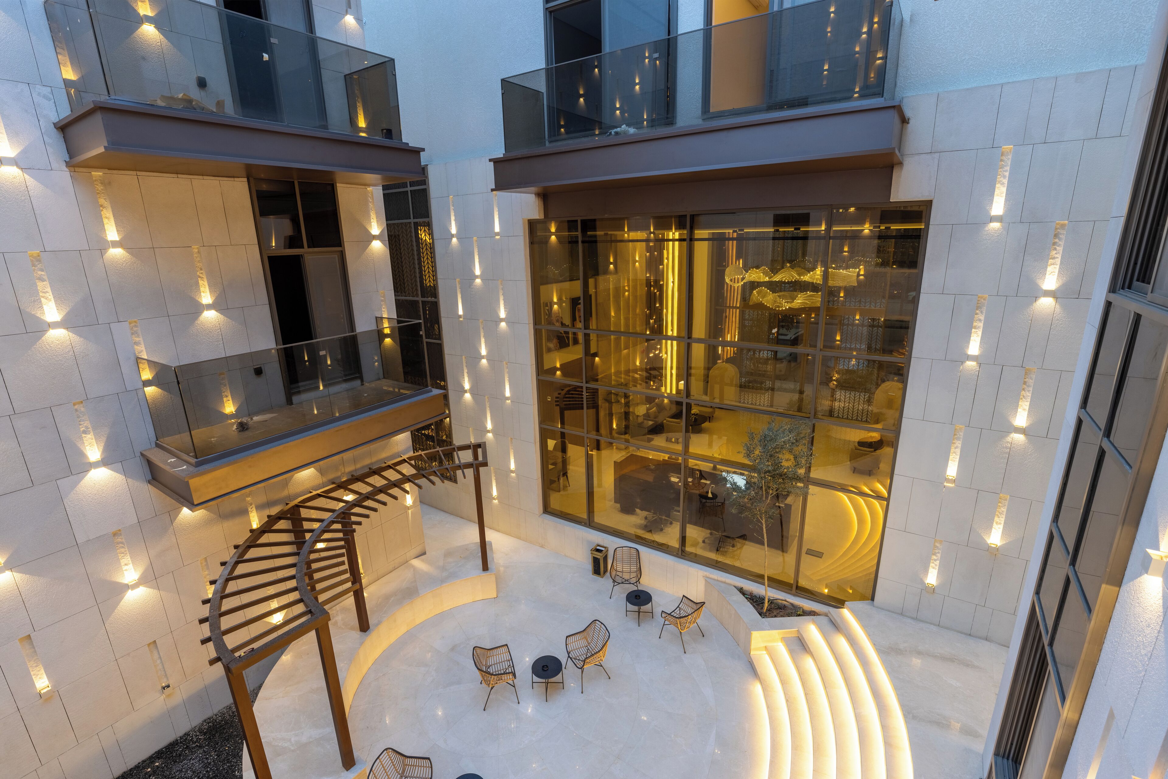 Liora Hotel 0*