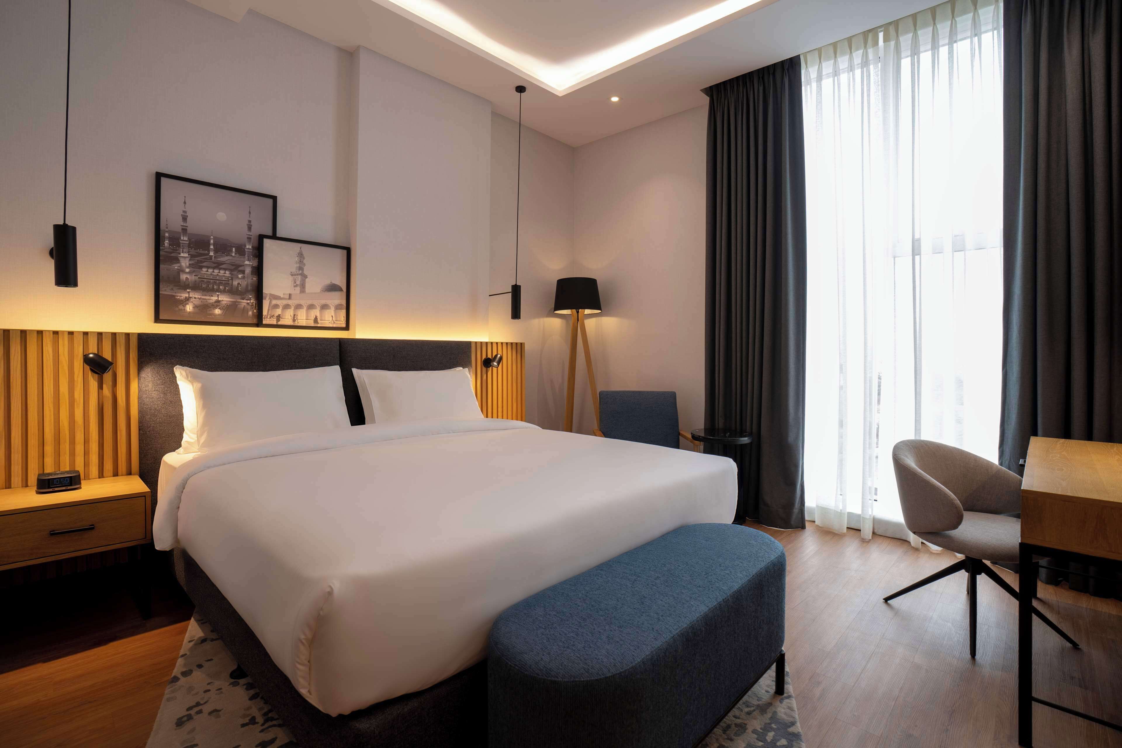 Radisson Hotel Madinah 4*