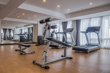 Y2 Residence Hotel managed by HII 3*