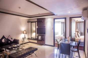 Y2 Residence Hotel managed by HII 3*