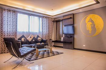Y2 Residence Hotel managed by HII 3*