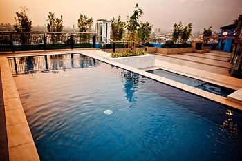 Y2 Residence Hotel managed by HII 3*