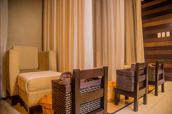 Y2 Residence Hotel managed by HII 3*