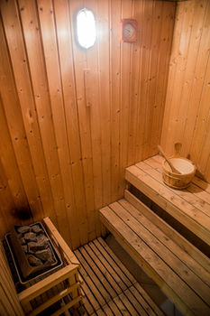 Y2 Residence Hotel managed by HII 3*