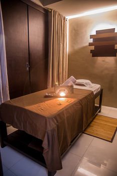 Y2 Residence Hotel managed by HII 3*