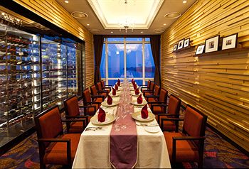 Sono Calm Yeosu (formerly The MVL Hotel Yeosu) 5*
