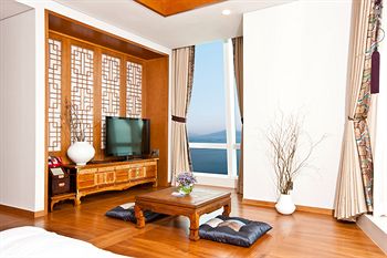 Sono Calm Yeosu (formerly The MVL Hotel Yeosu) 5*