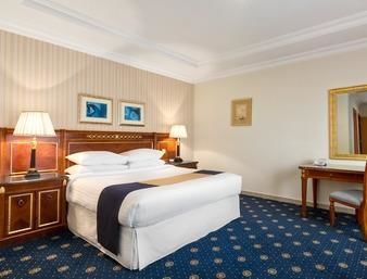 Ramada by Wyndham Al Qassim 5*