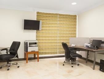 Ramada by Wyndham Al Qassim 5*