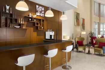 Ramada by Wyndham Al Qassim 5*