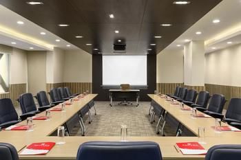Ramada by Wyndham Al Qassim 5*