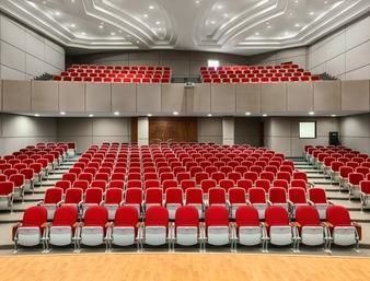 Ramada by Wyndham Al Qassim 5*