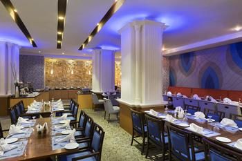 Ramada by Wyndham Al Qassim 5*