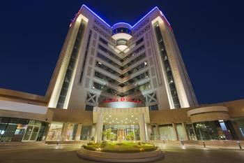 Ramada by Wyndham Al Qassim 5*