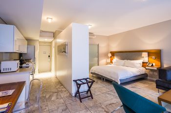aha Harbour Bridge Hotel & Suites 4*