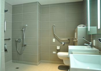 aha Harbour Bridge Hotel & Suites 4*